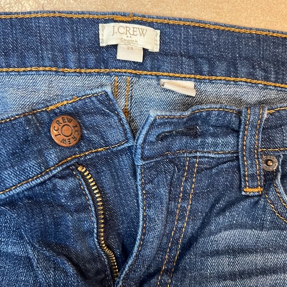 J Crew 28 women’s pants. Distressed slightly. Blue jeans - Picture 2 of 3